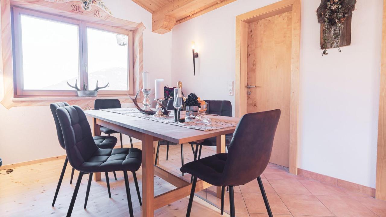 Stubaier Bauern Appartement Telfes im Stubai Bagian luar foto